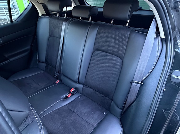 Lexus CT200h 9 of 24