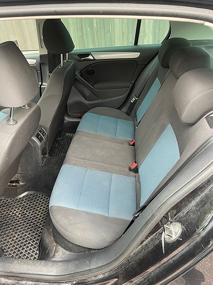 Volkswagen Golf VI 7 of 16