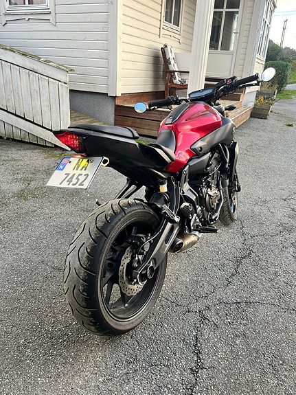 Yamaha MT-07 5 of 6