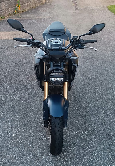 Honda CB 125 R 6 of 11