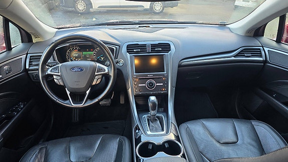 Ford Mondeo 11 of 23
