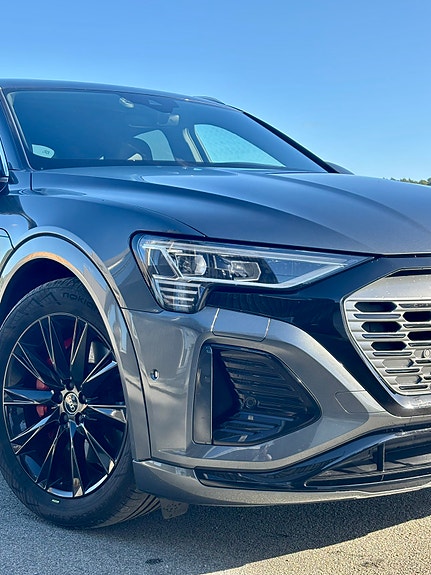 Audi Q8 e-tron 4 of 26