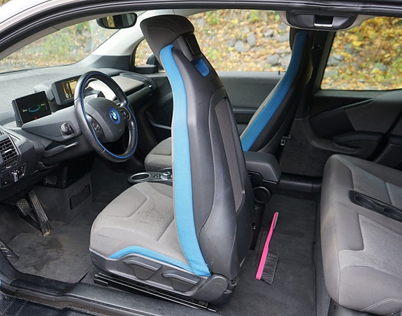 BMW i3 25 of 30
