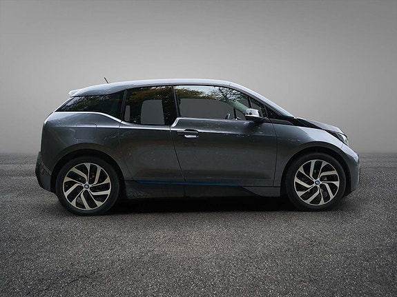 BMW i3 9 of 30