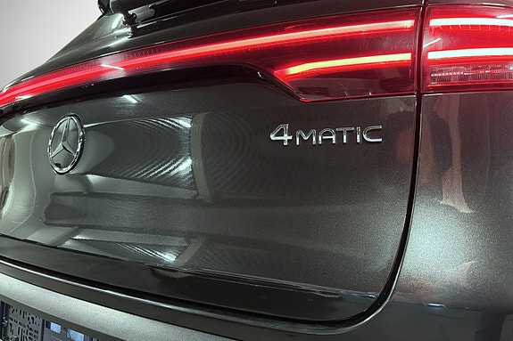 Mercedes-Benz EQC400 15 of 30