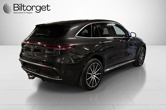 Mercedes-Benz EQC400 7 of 30