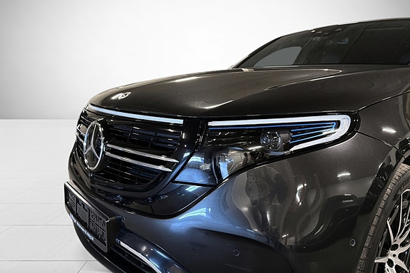Mercedes-Benz EQC400 16 of 30