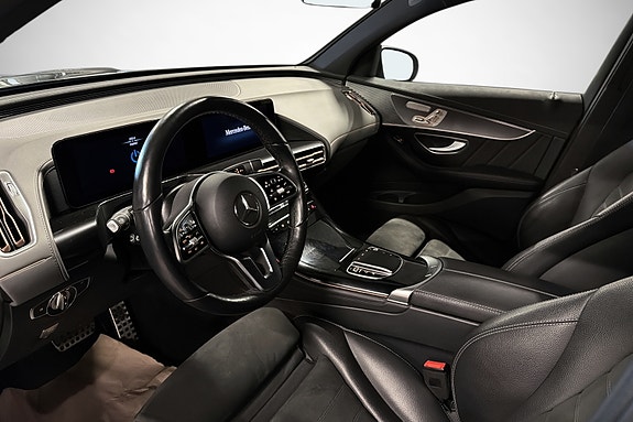 Mercedes-Benz EQC400 18 of 30