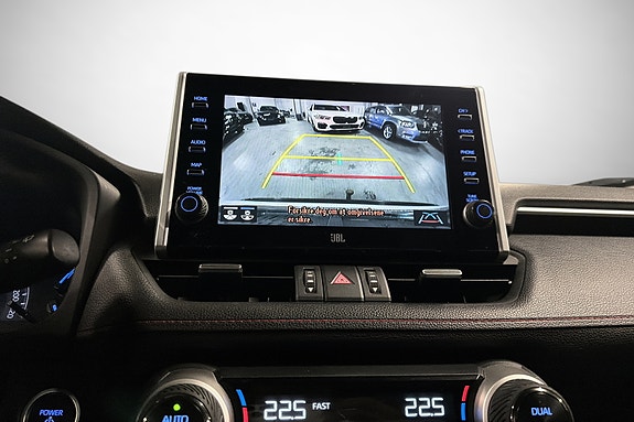 Toyota RAV4 30 of 30
