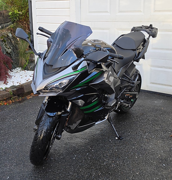 Kawasaki Ninja 1000 SX 10 of 13