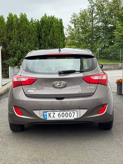 Hyundai i30 4 of 15