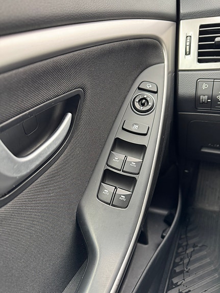 Hyundai i30 7 of 15