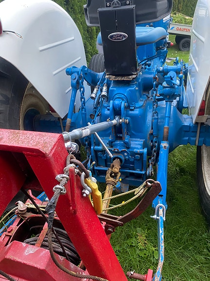 Ford Ford 5000 10 of 11