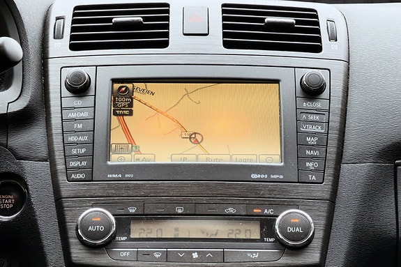 Toyota Avensis 14 of 15