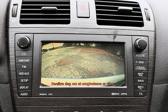 Toyota Avensis 13 of 15