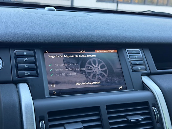 Land Rover Discovery Sport 22 of 23