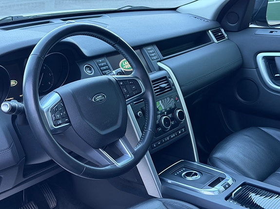 Land Rover Discovery Sport 12 of 23