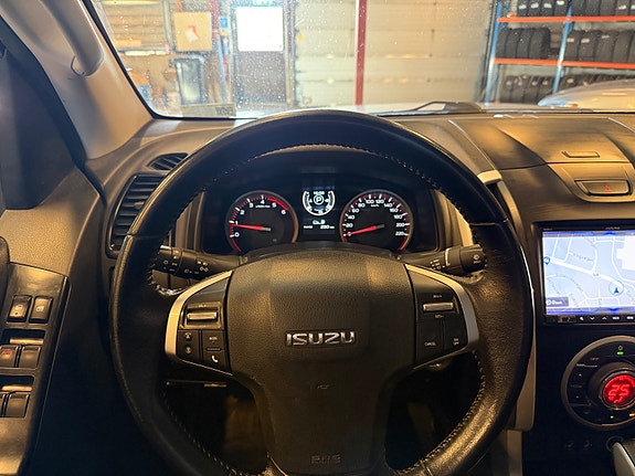 Isuzu D-max 13 of 30