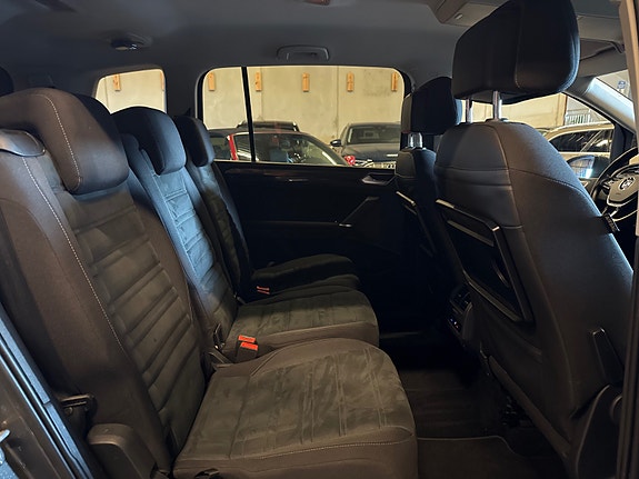 Volkswagen Touran 20 of 25