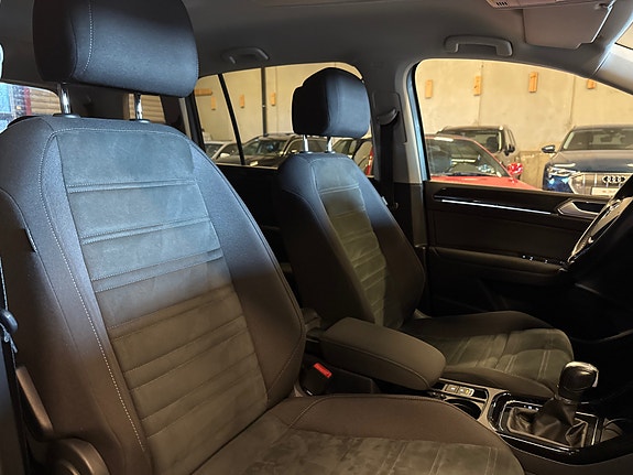 Volkswagen Touran 24 of 25