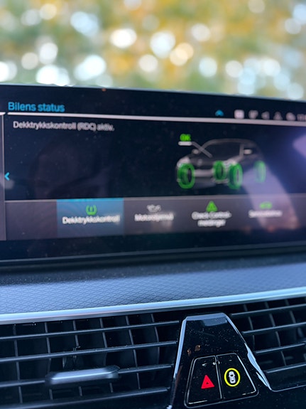 BMW 530e 15 of 30