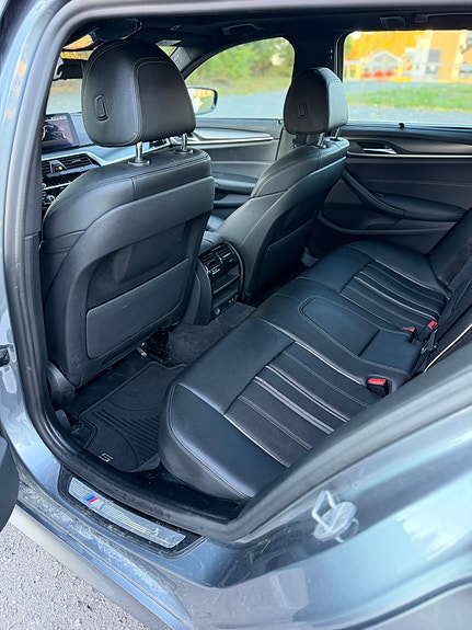BMW 530e 12 of 30