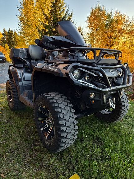 Can-Am Can-Am Outlander 1000 pro 2 of 17