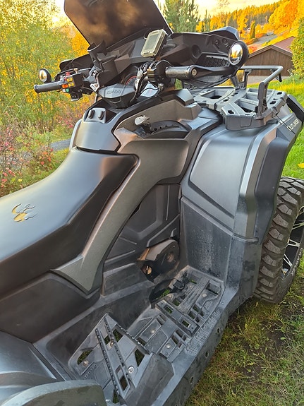Can-Am Can-Am Outlander 1000 pro 11 of 17