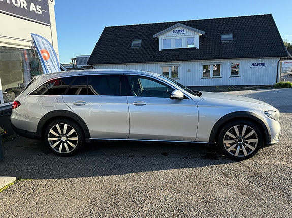 Mercedes-Benz E220 d 7 of 30