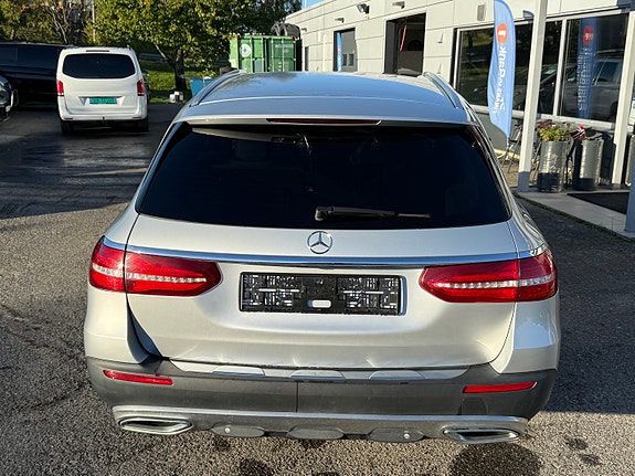 Mercedes-Benz E220 d 11 of 30