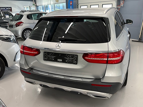 Mercedes-Benz E220 d 18 of 30