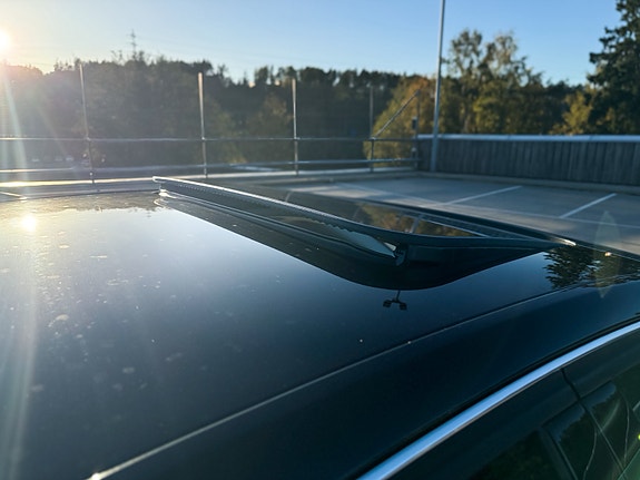 Audi A8 8 of 30