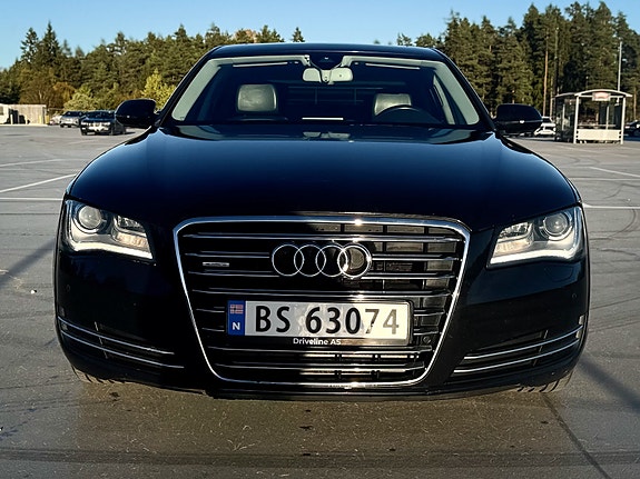 Audi A8 4 of 30