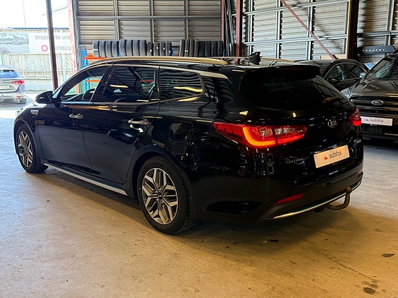 Kia Optima 8 of 30