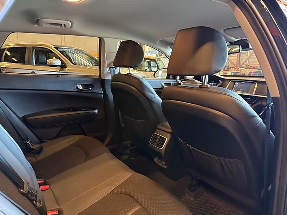 Kia Optima 28 of 30