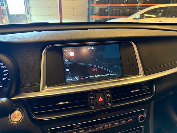 Kia Optima 12 of 30
