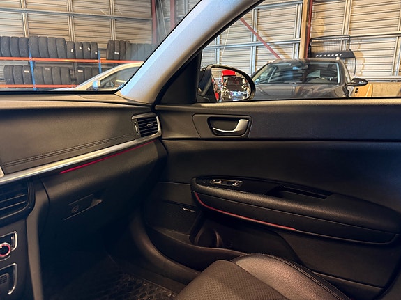 Kia Optima 15 of 30