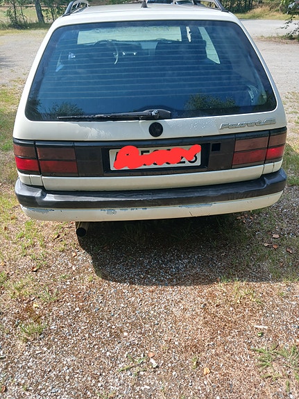 Volkswagen Passat 5 of 21
