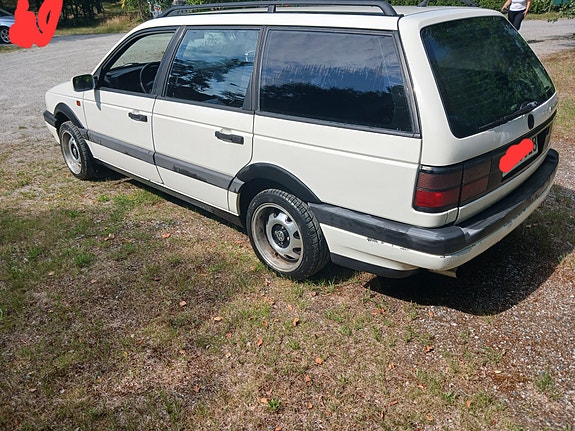 Volkswagen Passat 6 of 21