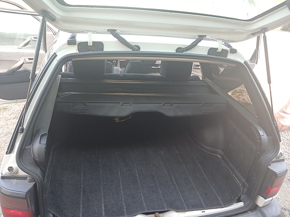 Volkswagen Passat 10 of 21