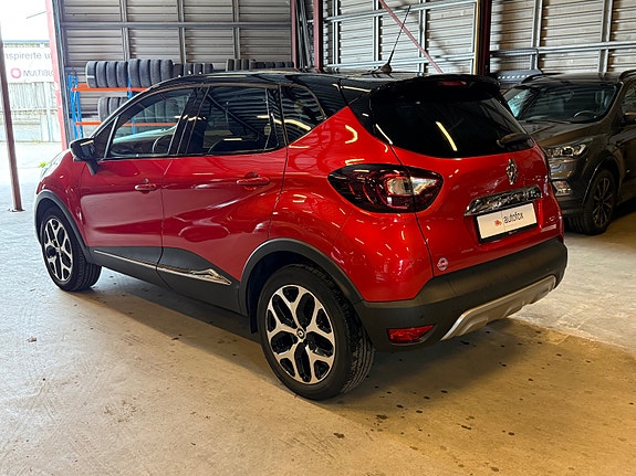 Renault Captur 10 of 30