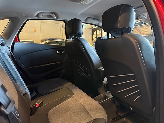 Renault Captur 30 of 30