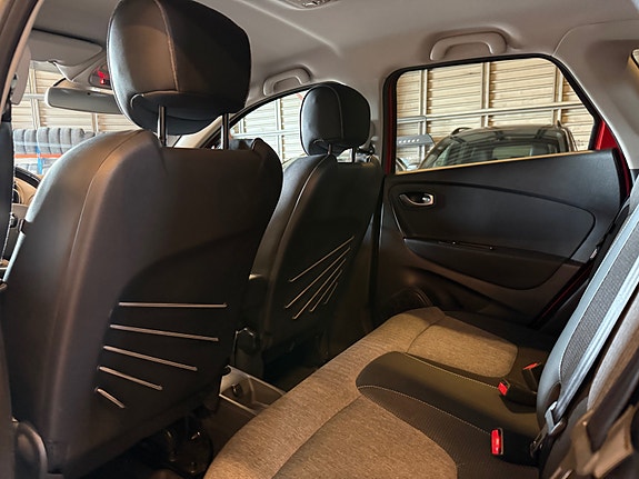 Renault Captur 25 of 30