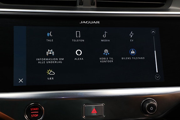 Jaguar I-PACE 27 of 30