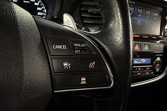Mitsubishi Outlander 18 of 30