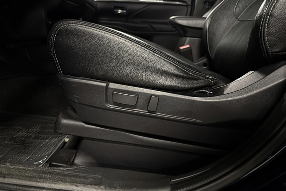 Mitsubishi Outlander 15 of 30