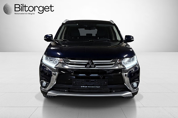 Mitsubishi Outlander 2 of 30