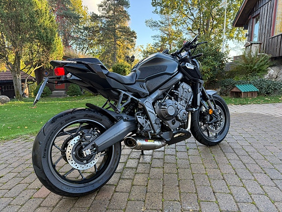 Honda CB 650 R 3 of 11