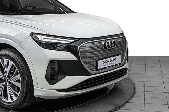 Audi Q4 e-tron 2 of 25