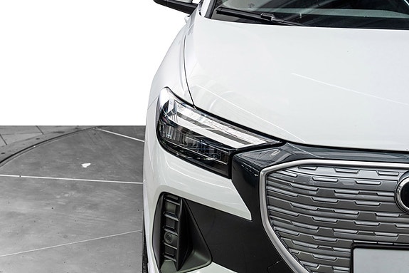 Audi Q4 e-tron 4 of 25